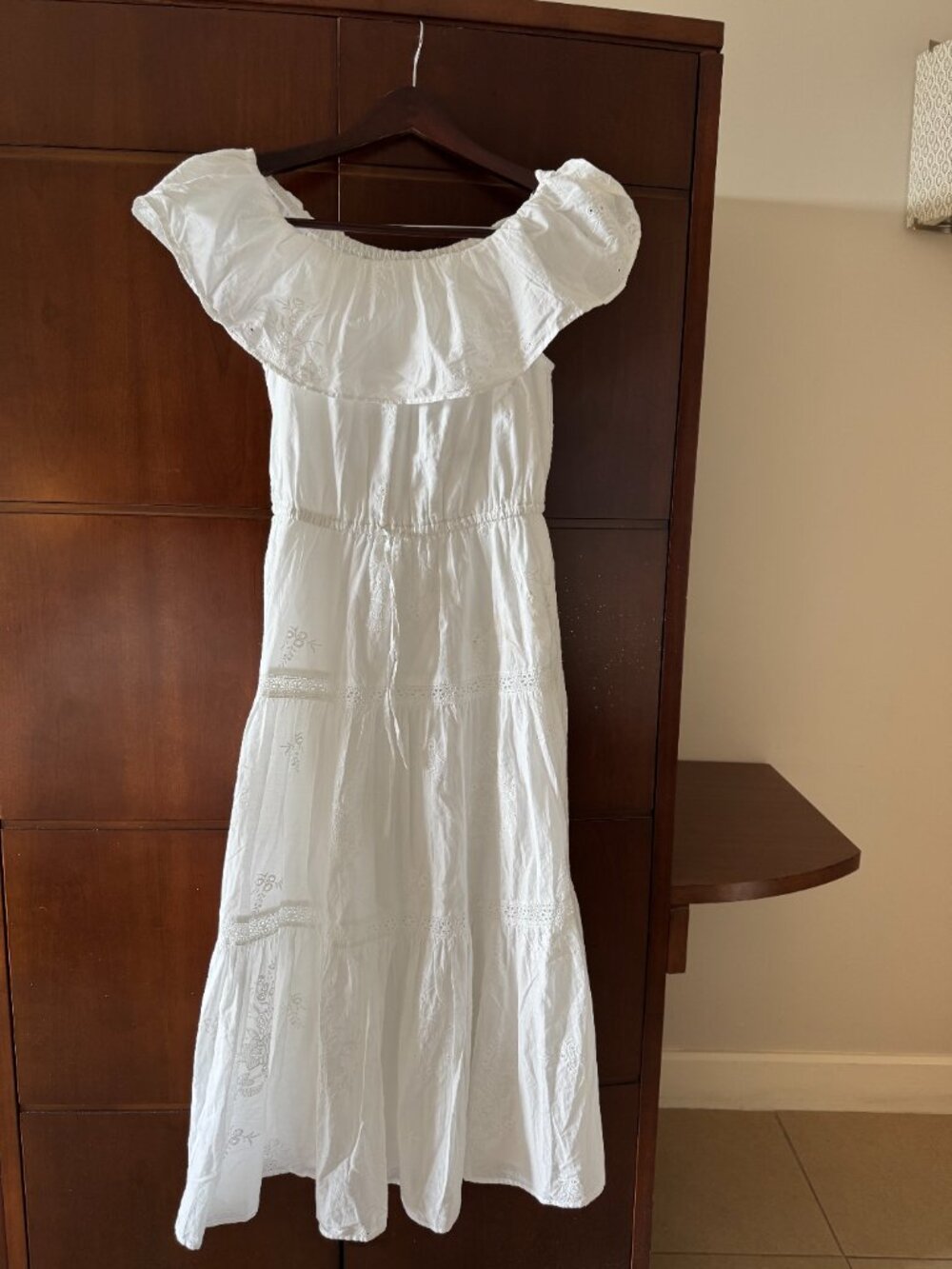 Lauren Ralph Lauren Cotton Off-the-Shoulder Tiered Midi Dress - White Size 6. - Picture 7 of 8